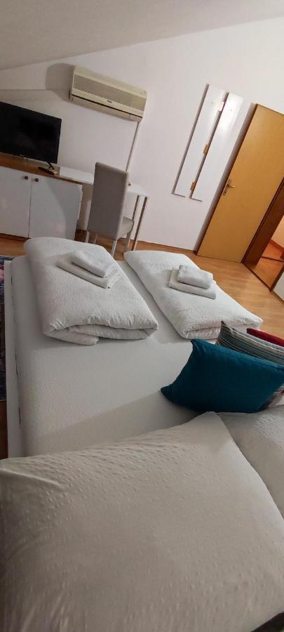 Villa Monera Apartments & Rooms & Free Garage Μόσταρ Εξωτερικό φωτογραφία