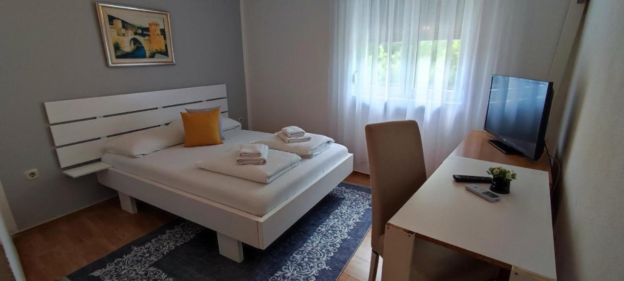 Villa Monera Apartments & Rooms & Free Garage Μόσταρ Εξωτερικό φωτογραφία