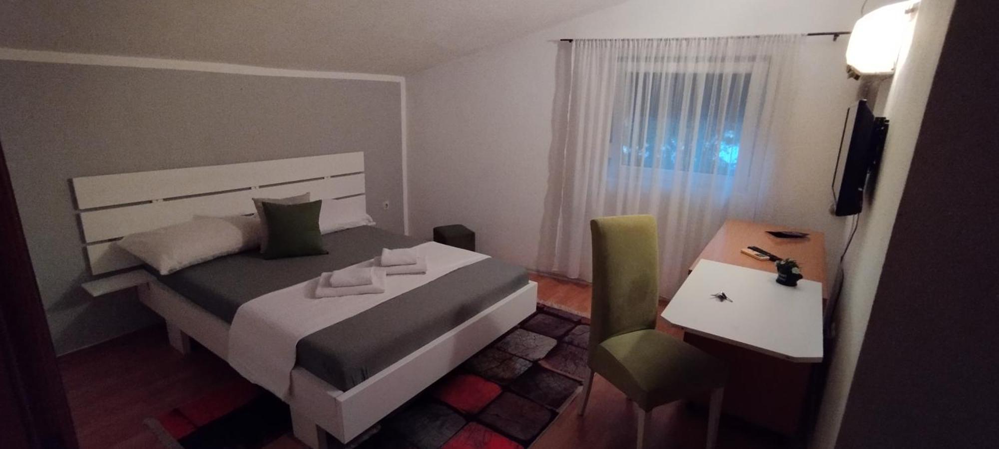 Villa Monera Apartments & Rooms & Free Garage Μόσταρ Εξωτερικό φωτογραφία